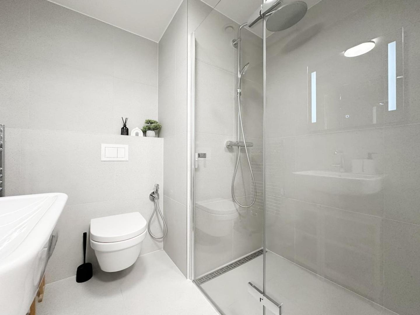 Real Living By Refa Karlin 305 Apartment Prag