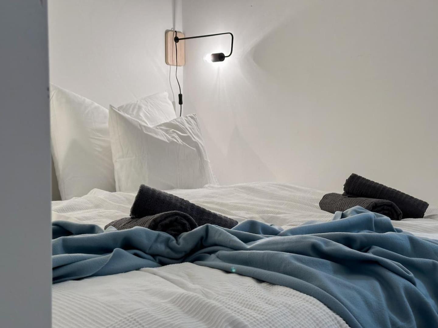 Real Living By Refa Karlin 305 * Prag