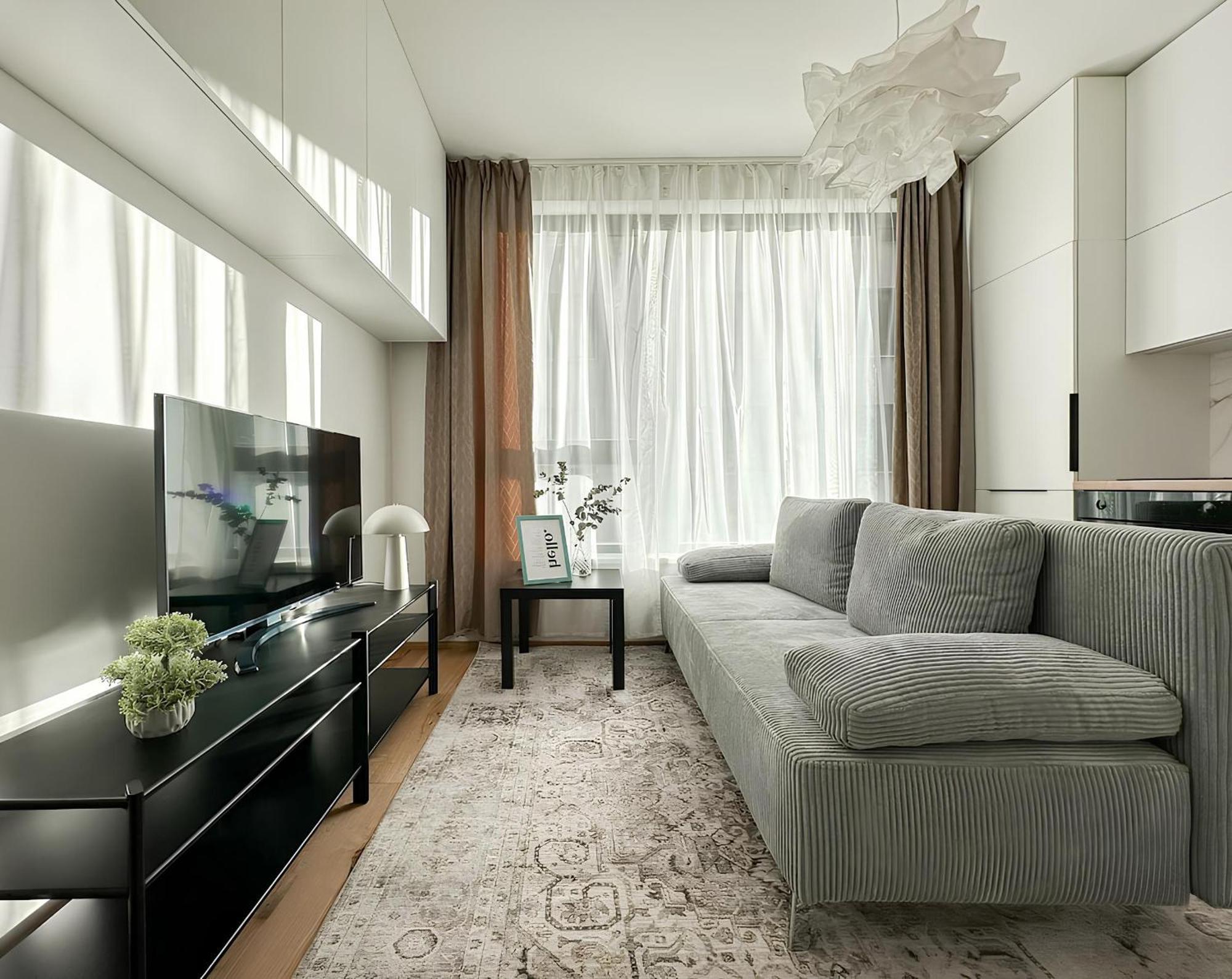 Apartment Real Living By Refa Karlin 305 *